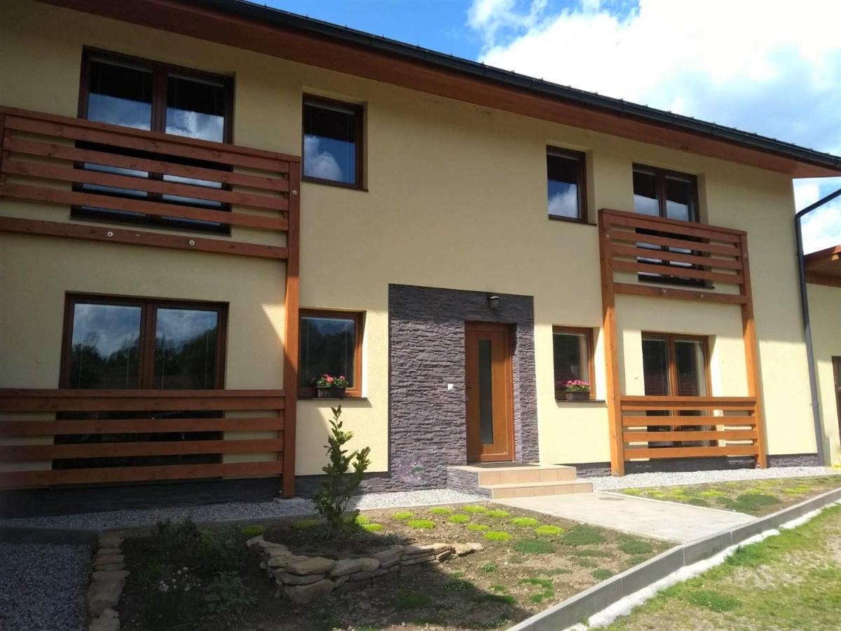 Ademi Apartments Szmrecsán Kültér fotó