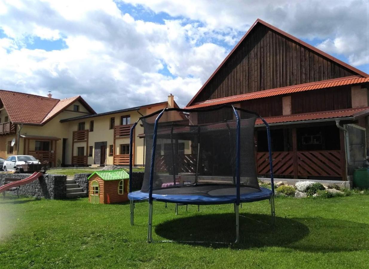 Ademi Apartments Szmrecsán Kültér fotó